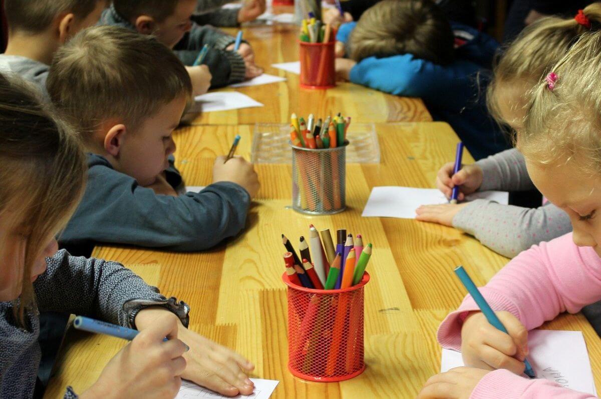Pomoc Nauczyciela W Przedszkolu Praca Praca w przedszkolu. Dla nauczyciela i wychowawcy. – InfoJob